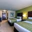 Cobblestone Inn & Suites - Holyoke