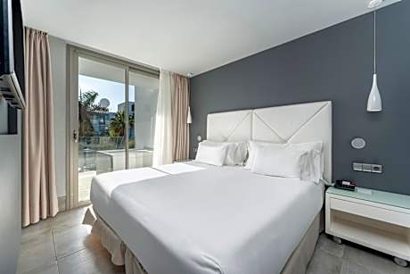 Deluxe Double or Twin Room with Spa Bath