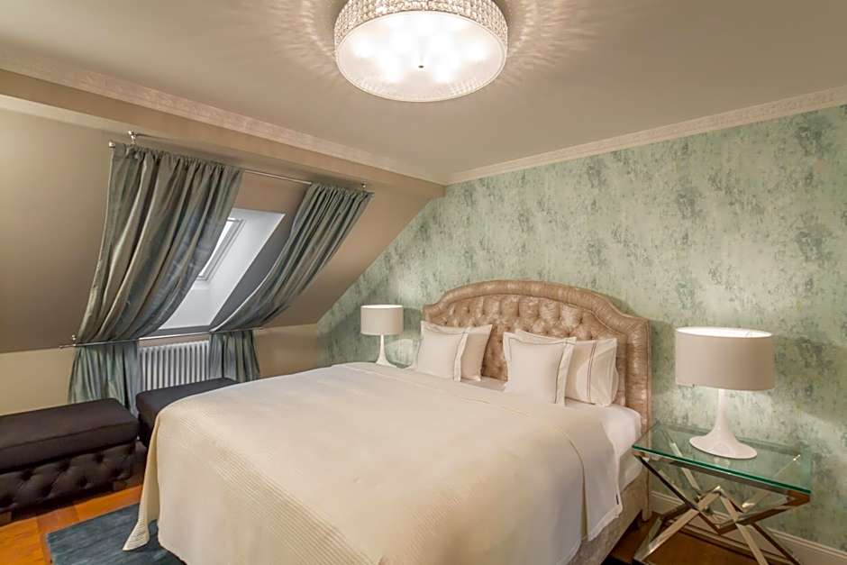 Rubin Luxury Apartments