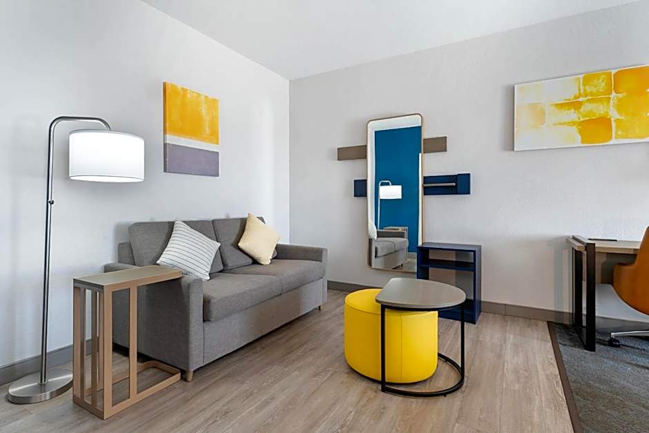 Comfort Inn & Suites Sacramento