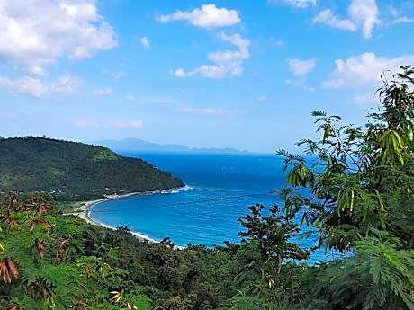 Pacific Waves Inn (Annex)