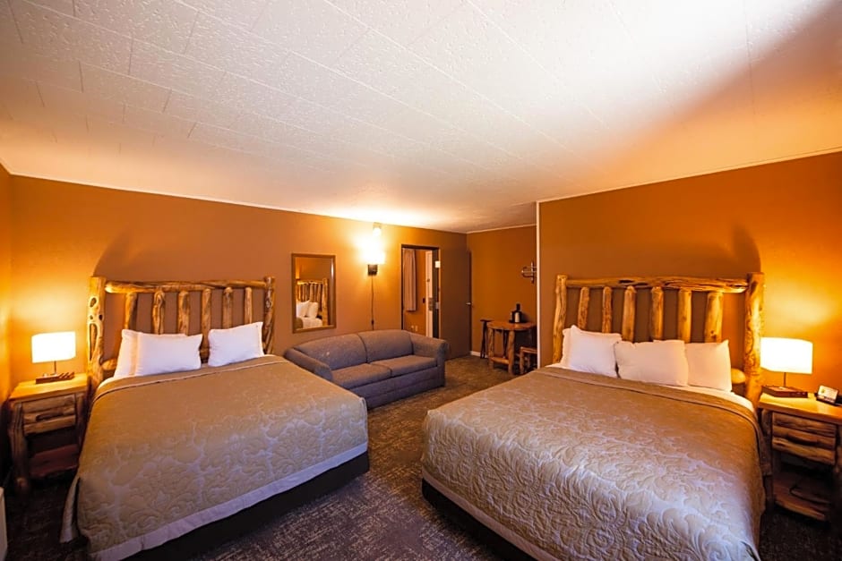 Super 8 by Wyndham Bridgeview of Mackinaw City