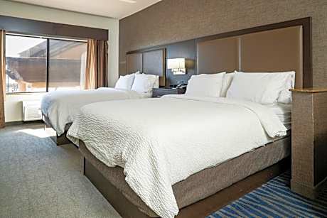 Suite with Two Beds - Non-Smoking