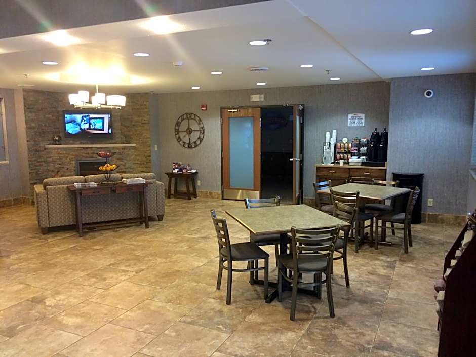 Baymont by Wyndham Minot