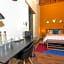 Antigua Trece Hotel Fusión