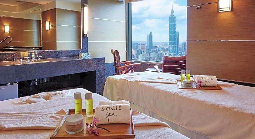 Shangri-la's Far Eastern Plaza Hotel, Taipei