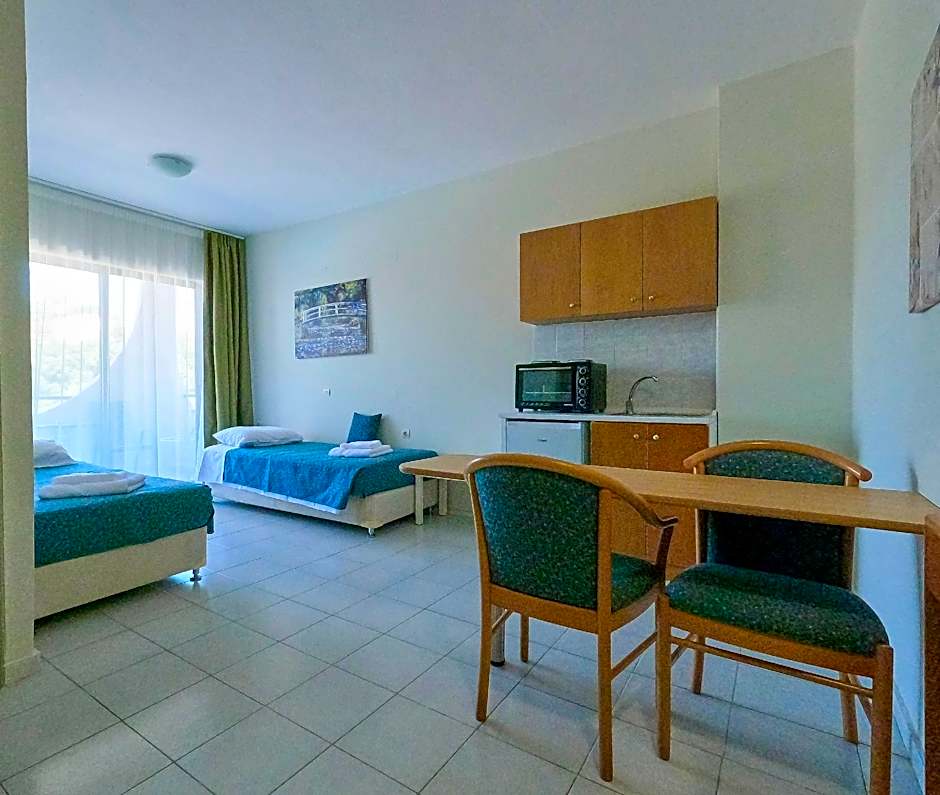 IVORY HOTEL