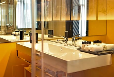 CR Room - Single Use