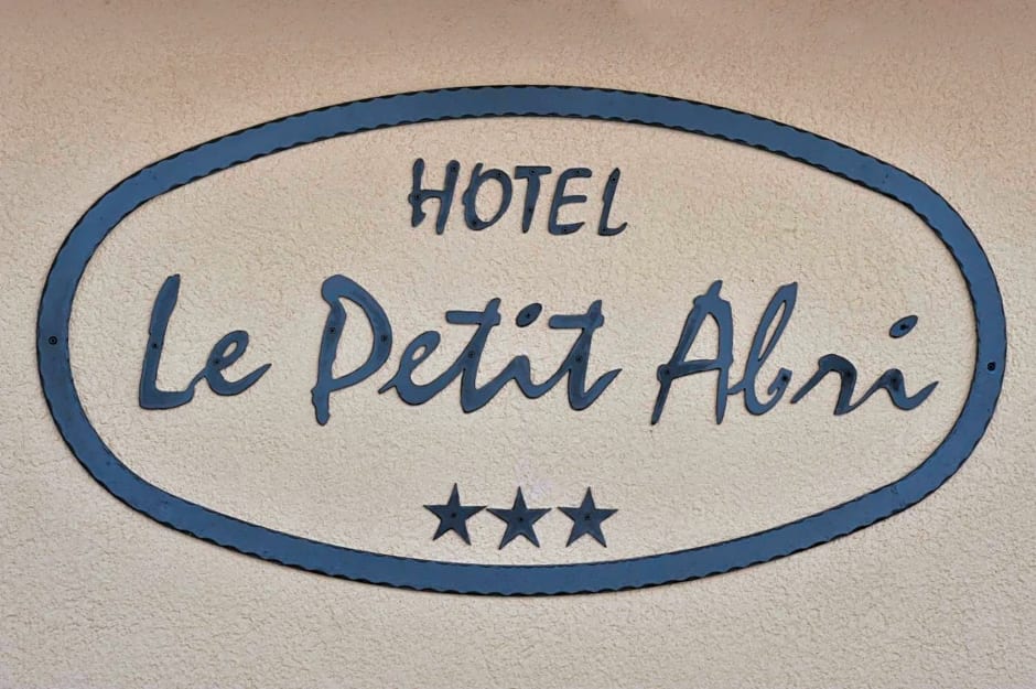 Hotel Le Petit Abri