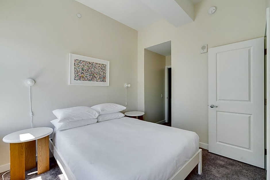 Mint House At Divine Lorraine Hotel – Philadelphia, PA