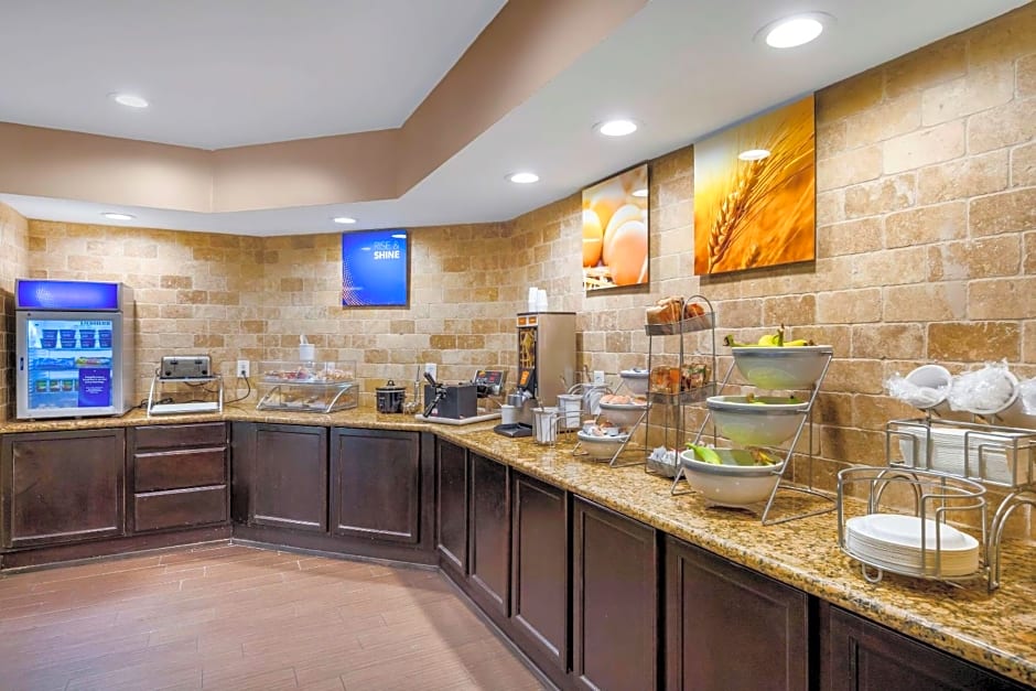 Comfort Suites Dallas Park Central