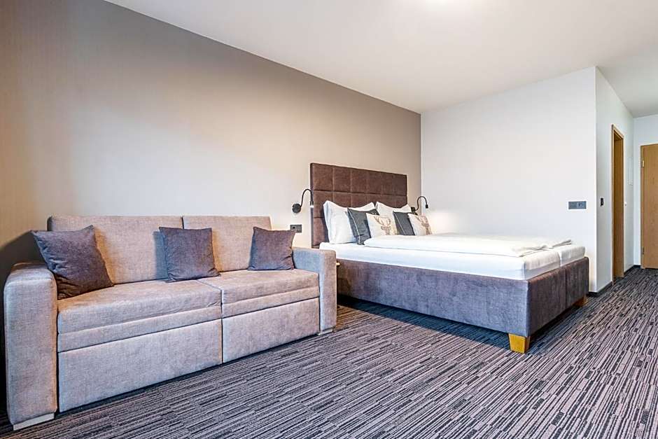 Praga Apartments & Restaurant Zell am See-Kaprun