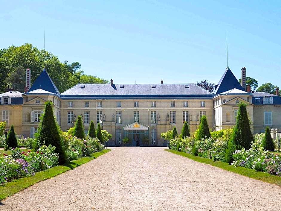 B&B HOTEL Rueil-Malmaison Gare
