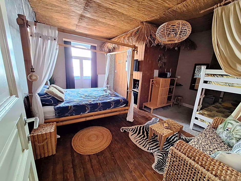 "Chez Ba'Nus"