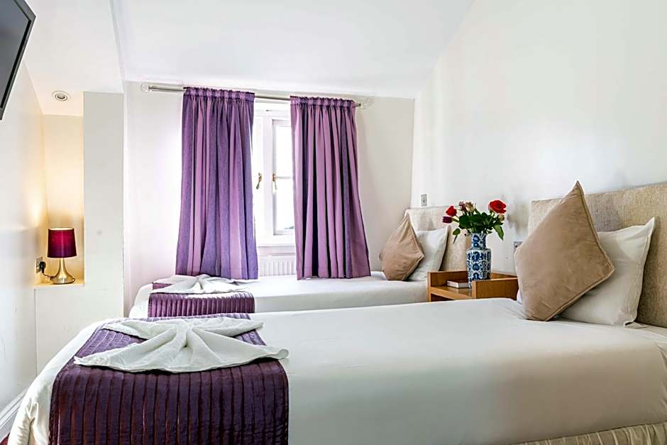 Lancaster Court Hotel