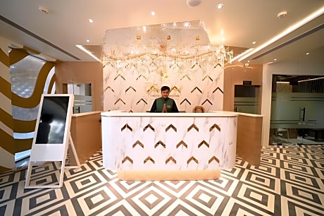 Hotel Gold In Leaf