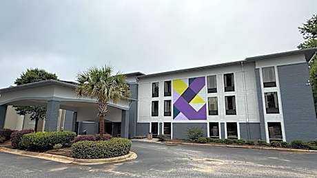 Alpharetta Inn