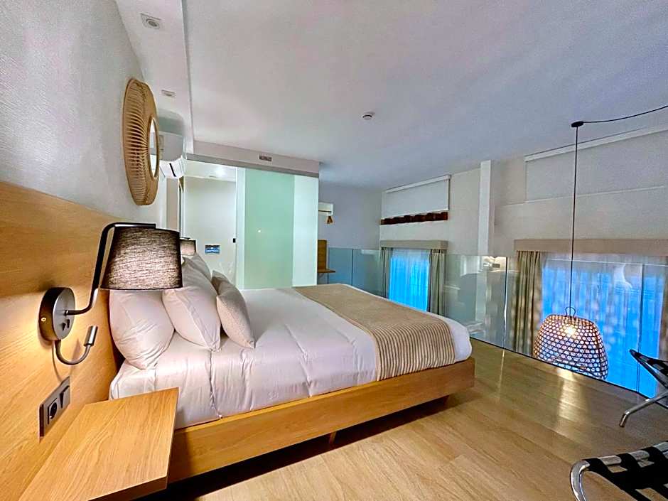 Hotel Emblemático Hi Suites