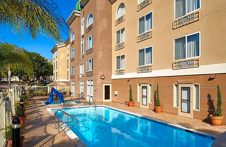 Holiday Inn Express San Diego - Sorrento Valley By IHG