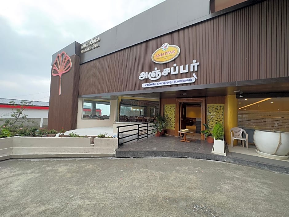 Poppys Pleasant Stay