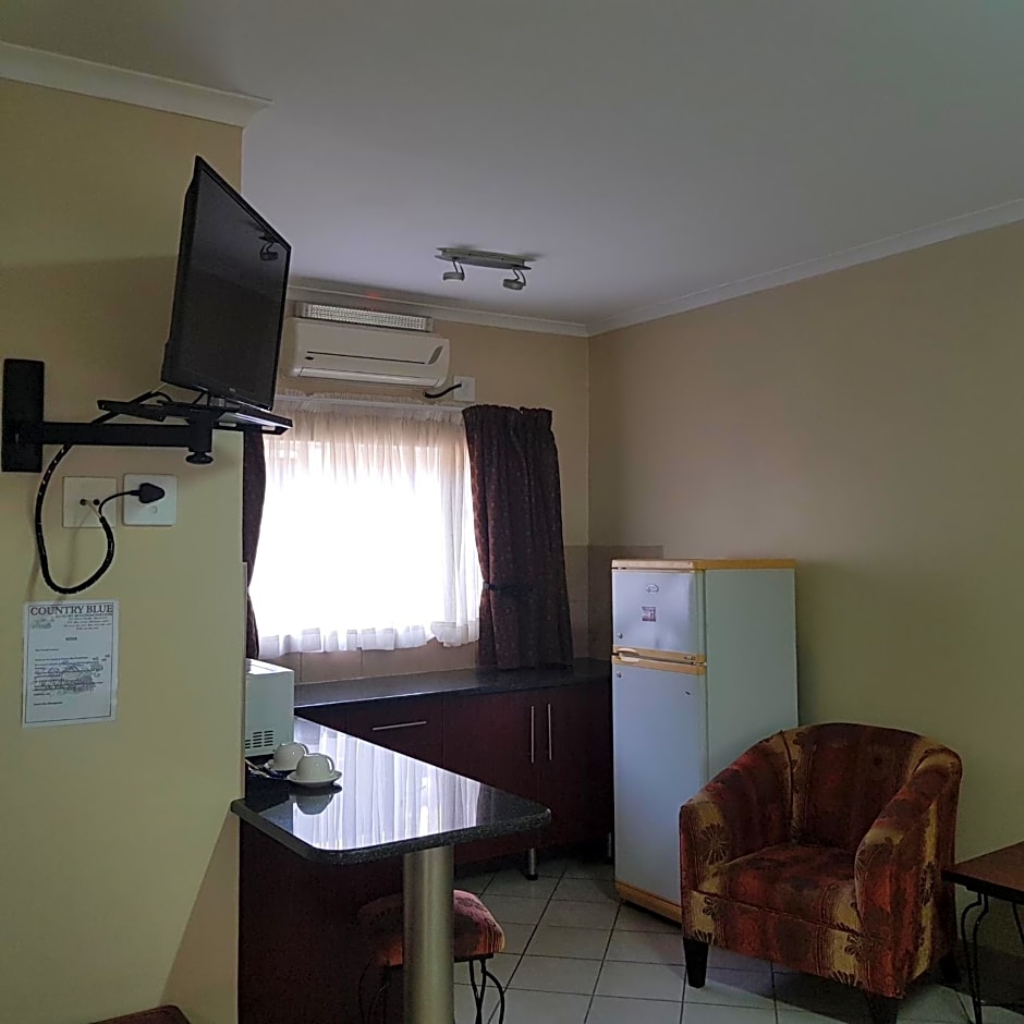 Country Blue Luxury Guest House