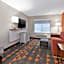 Holiday Inn & Suites Toledo Southwest - Perrysburg by IHG
