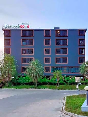 The Bedrooms Maeklong and Services Apartment