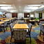 Holiday Inn Express and Suites Rochester West-Medical Center By IHG