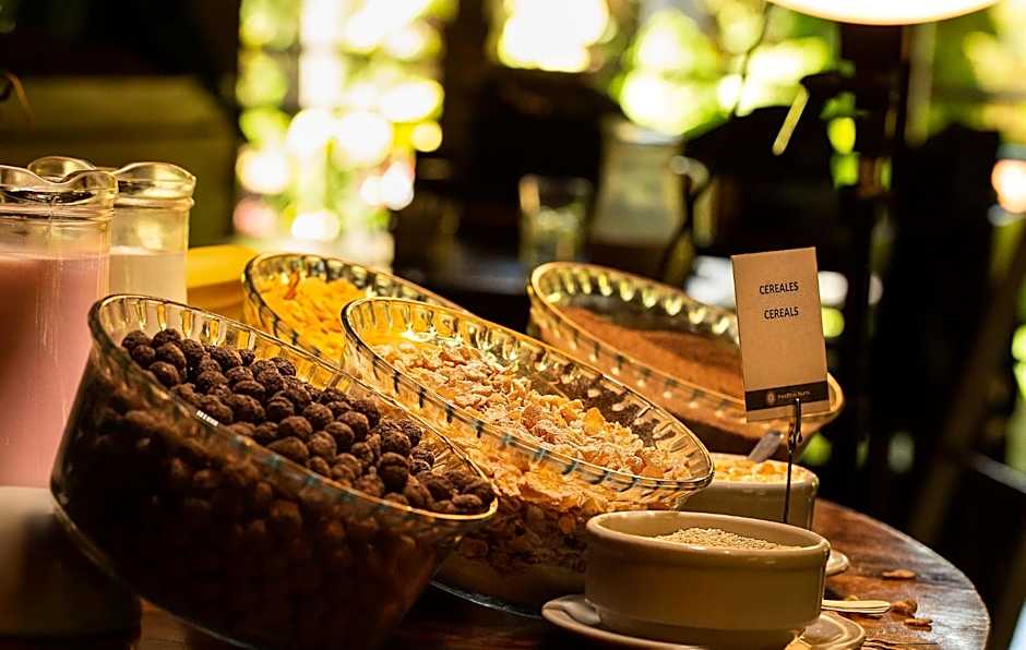 Hotel Raices Esturion