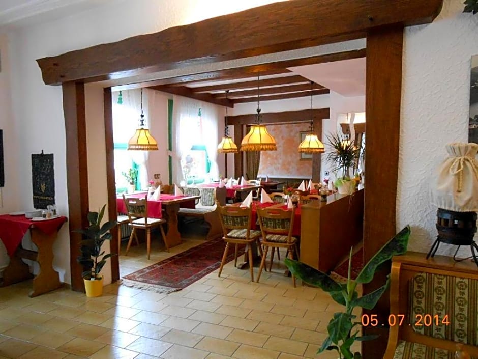 Weinhaus Hotel zum Josefshof