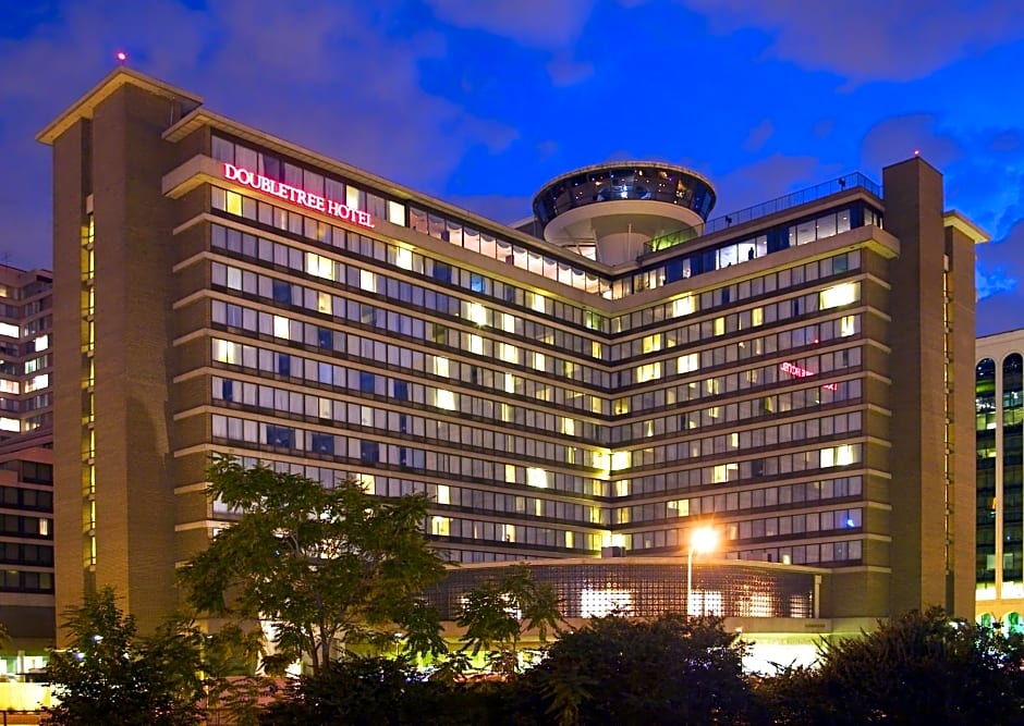 DoubleTree by Hilton Washington DC – Crystal City