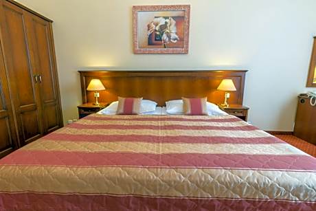 Apartment with Wellness and Fitness Access