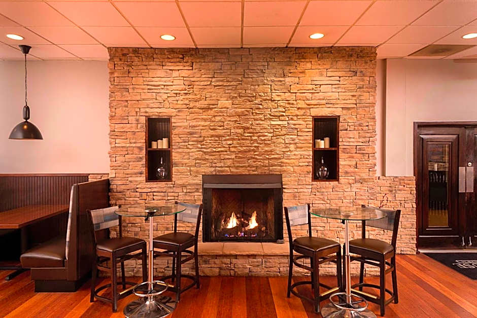 Four Points By Sheraton Asheville Downtown