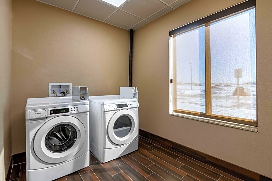 Comfort Inn & Suites Cedar Rapids CID Eastern Iowa Airport