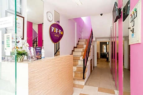 Urbanview Hotel FiFFa Kauman Malang