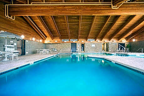 AmericInn by Wyndham Green Bay East