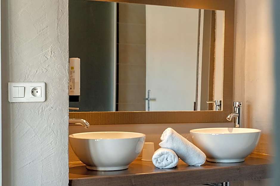 Logis Les Magnanarelles