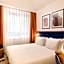D8 Hotel