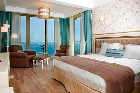 Deluxe, Sea View
