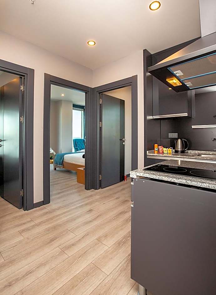 Marina Green Suite & Residence