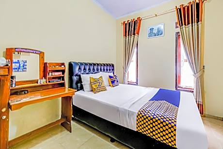 OYO Homes 91067 Desa Wisata Santanamekar