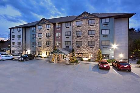 Brookstone Lodge near Biltmore Village, an Ascend Collection Hotel