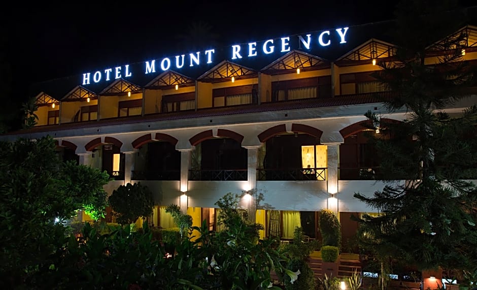 Hotel Mount Regency