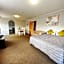Kingswood Manor Motel
