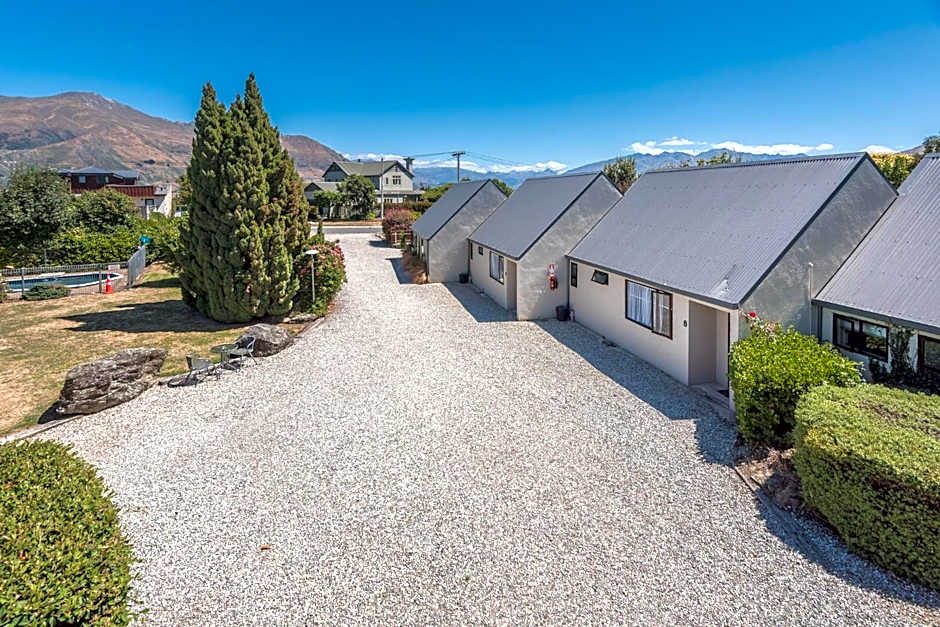 Manuka Crescent Motel