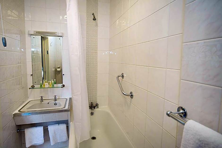 Liverpool Aigburth Hotel By Belvilla