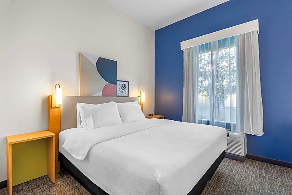 Photo 1 of 3 of 1 King Bed Suite