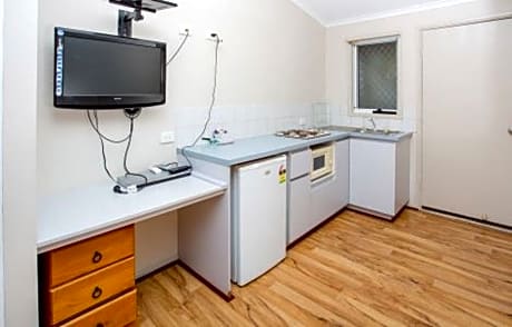 Standard Studio Cabin - Twin