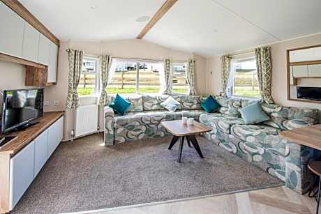 2 Bedroom Platinum Caravan