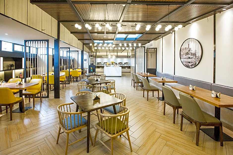 Atour Hotel Zhenjiang Railway Station Nanxu Avenue